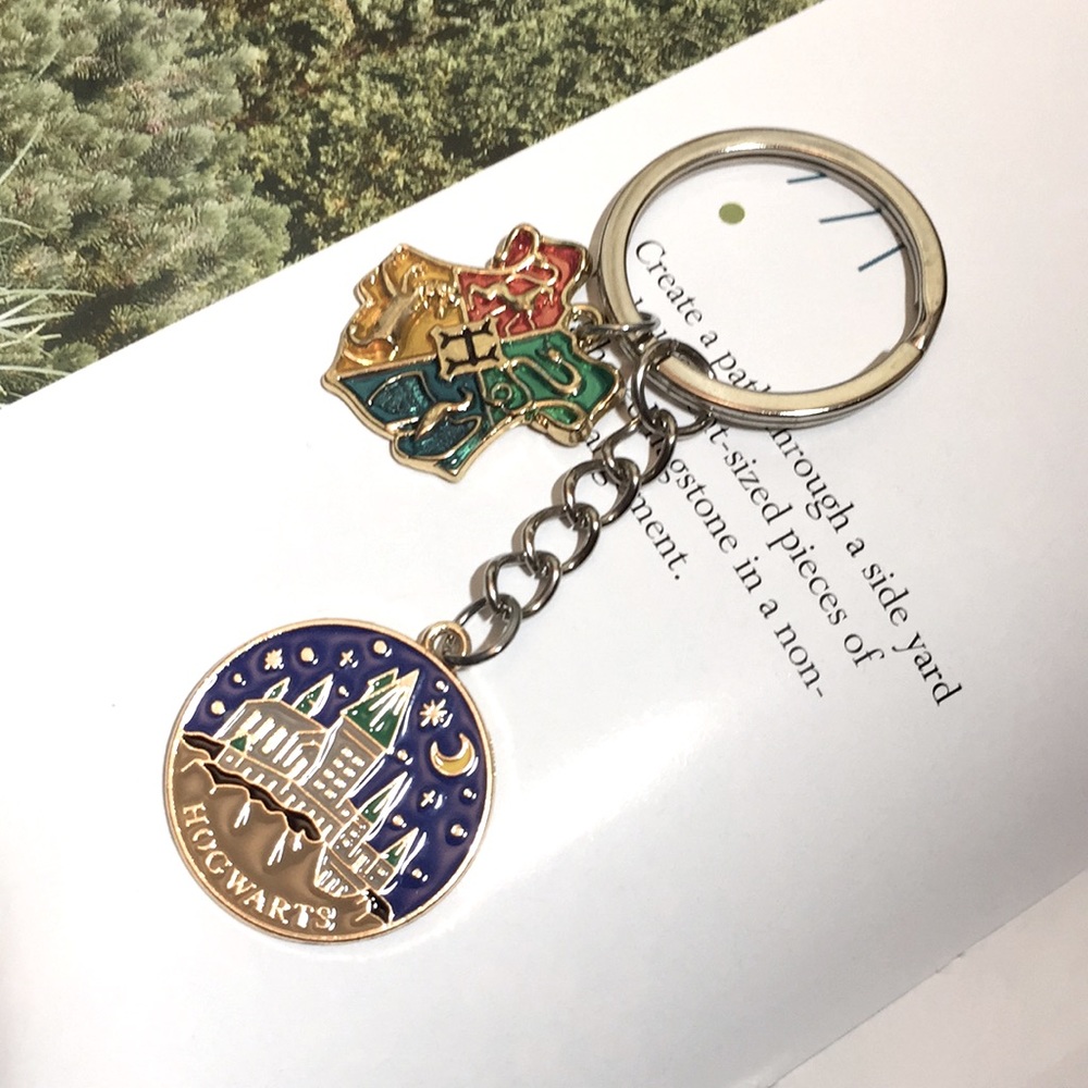 🍏50% OFF/3+...Hogwarts Keychain (Harry Potter)